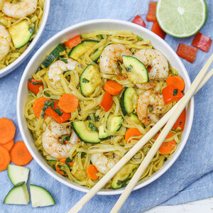 Curried Shrimp Stir-Fry with Noodles, Zucchini, Bell Pepper & Cilantro